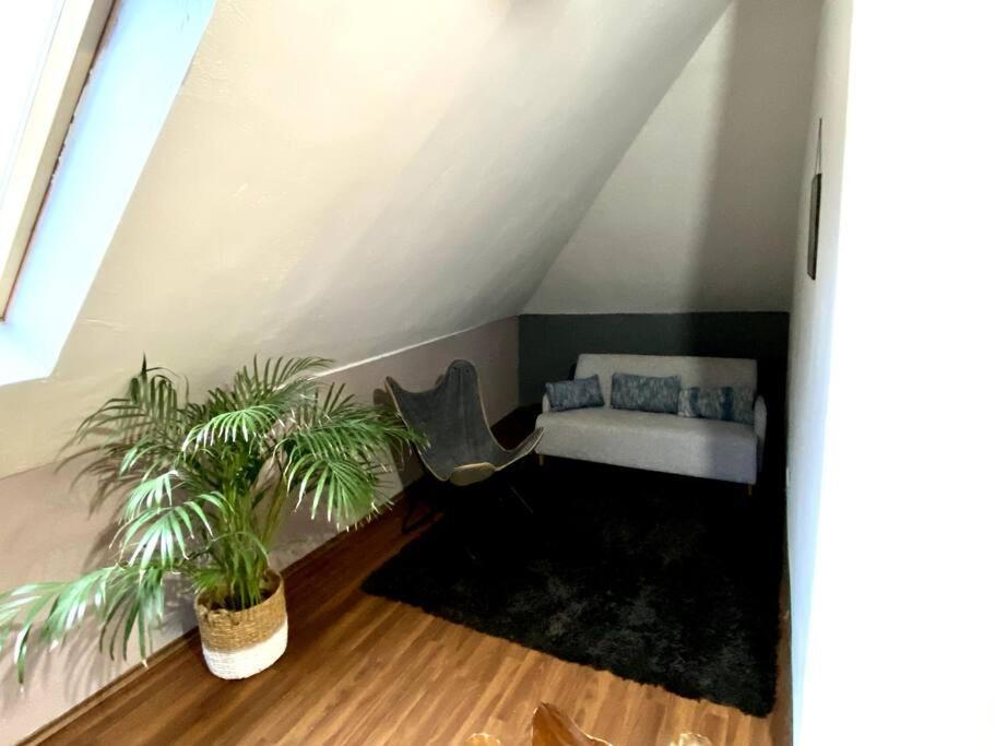 12: Privatzimmer Fuer Reisende Durch Koblenz コブレンツ エクステリア 写真