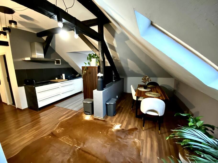 12: Privatzimmer Fuer Reisende Durch Koblenz コブレンツ エクステリア 写真
